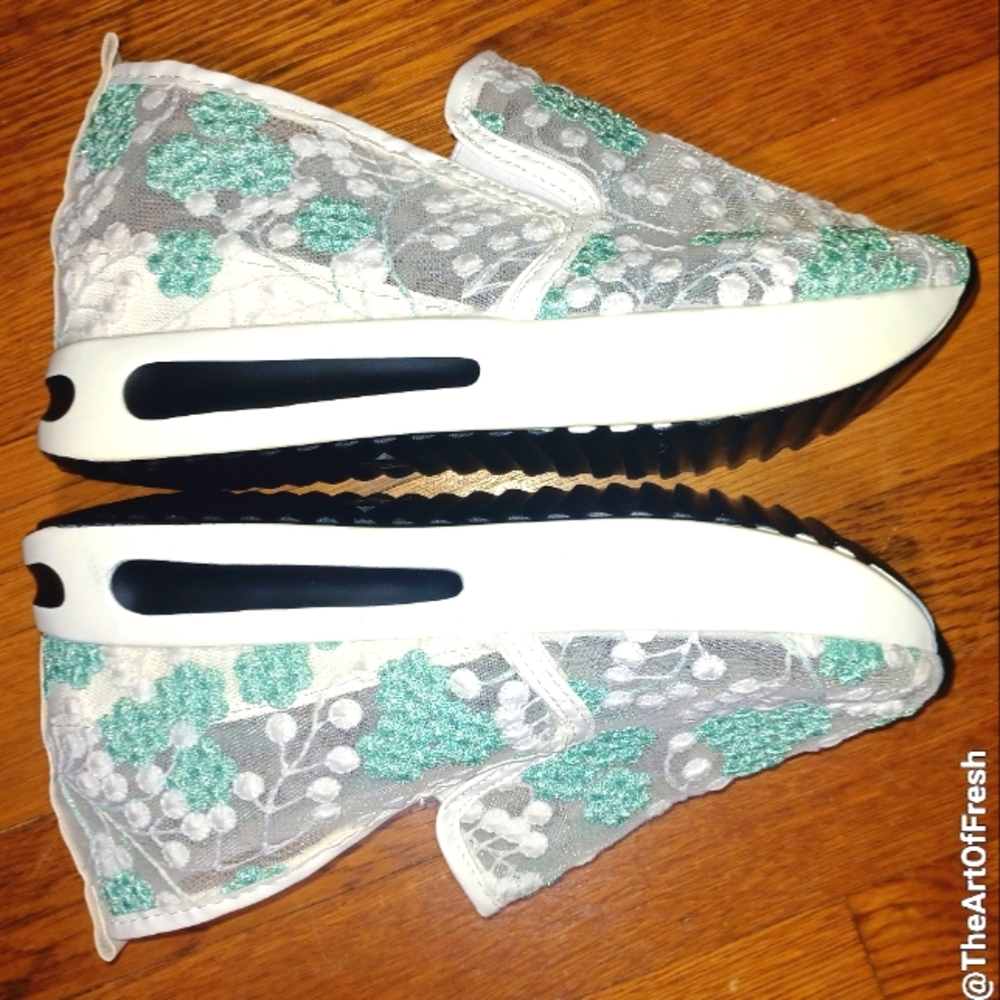 Elegant Mint and White Lace Slip-on Sneakers - Picture 10 of 16